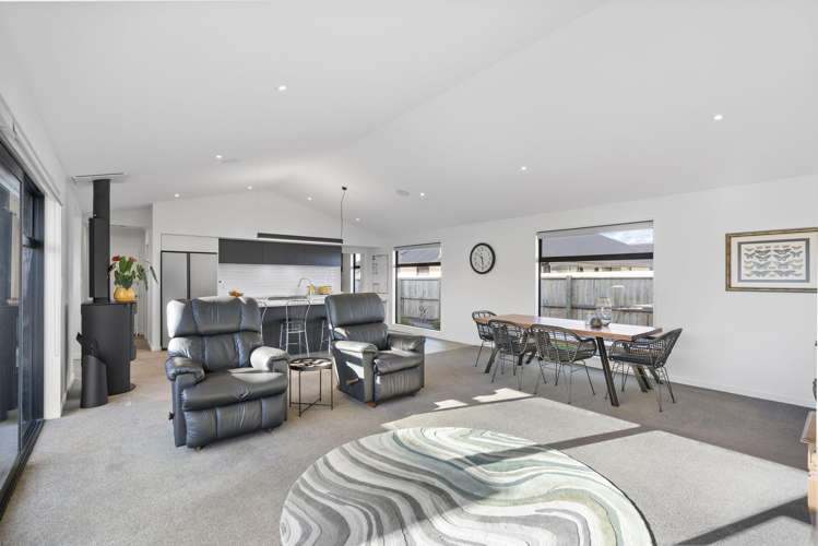 14 Merino Crescent Kirwee_7