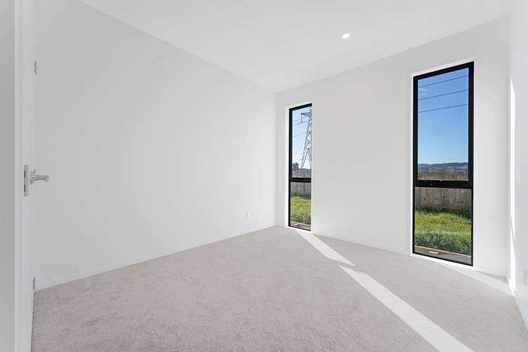 25 & 27 Kapeta Lane Karaka_23