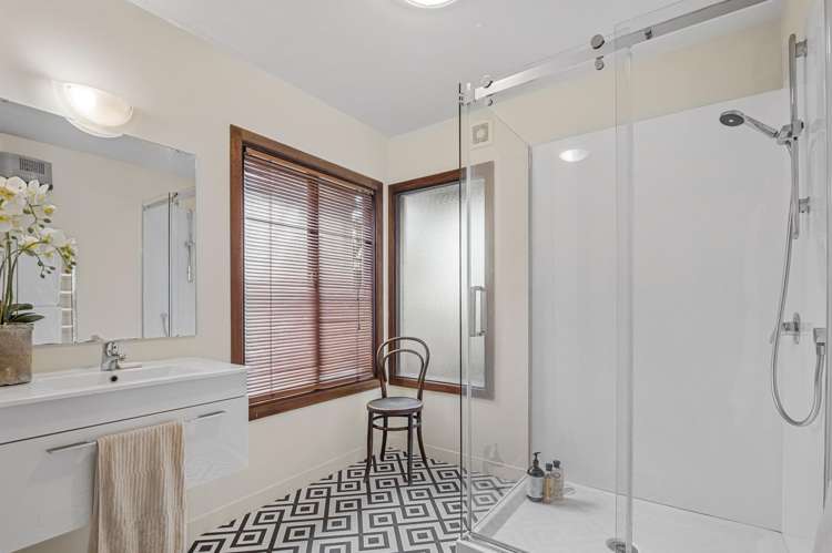 46 Tiri View Road Palm Beach_17