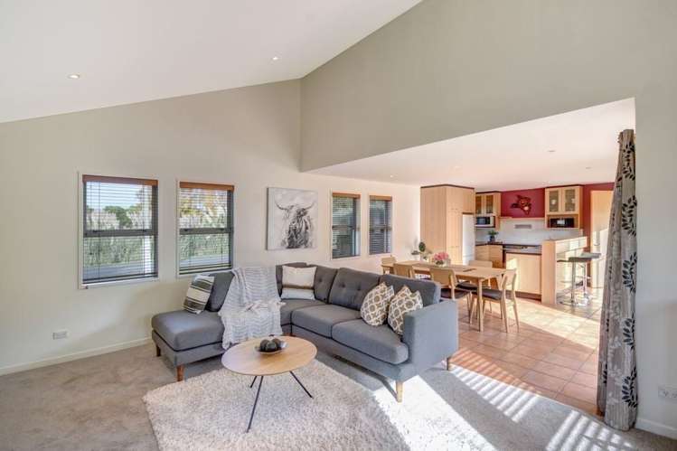 48 Holyhead Street Outram_7