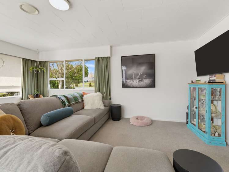 263 Main Street Mataura_13