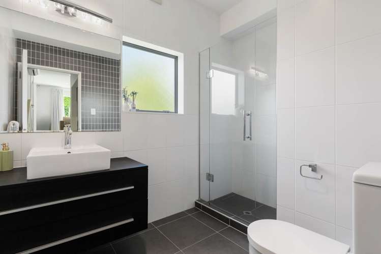 16A Glendhu Road Bayview_18