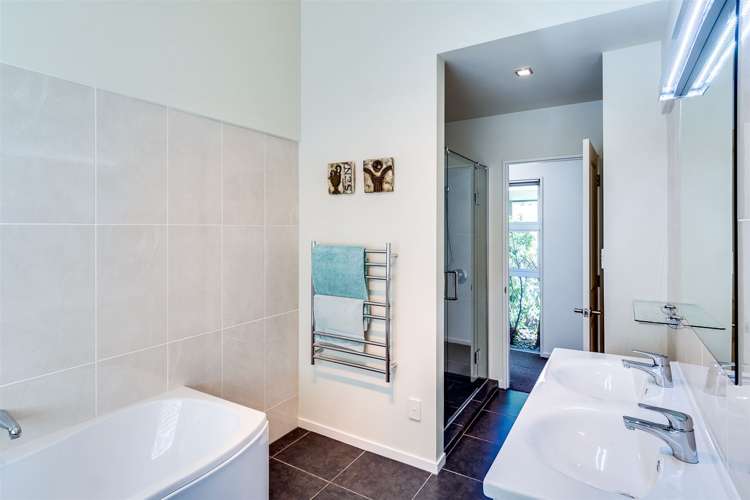 87 Kent Terrace Taradale_10