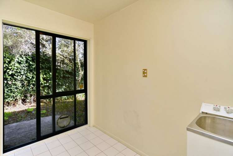 10 Riegler Place Belfast_22