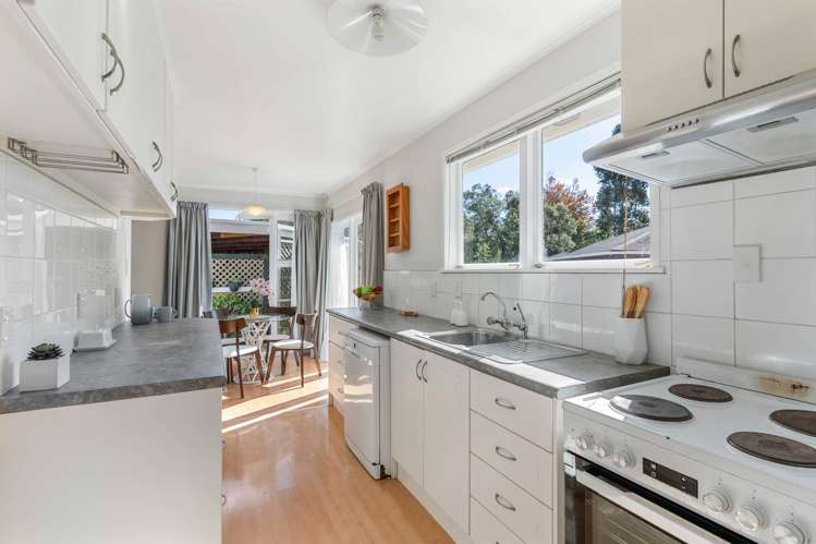 5A Woodvale Road Glen Eden_6