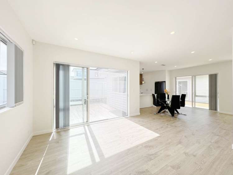 47 Siren Street Wainui_5