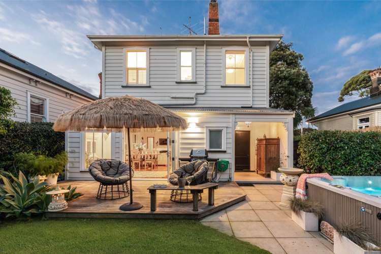 5 Oxford Terrace Devonport_25