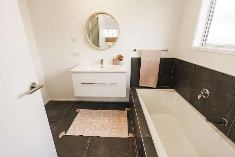 43a Dorset Avenue Westown_16