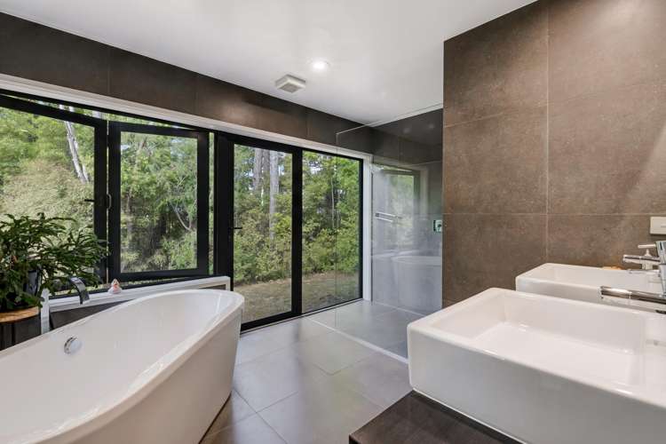 102 West Road Kaukapakapa_15