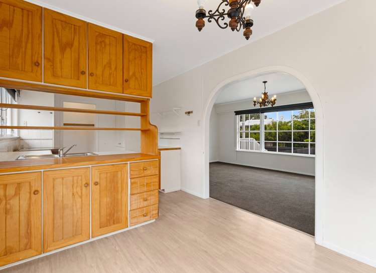 33b Gill Avenue Te Atatu Peninsula_16