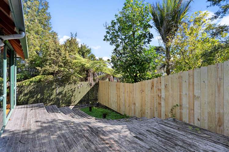 71 Attwood Road Paremoremo_23