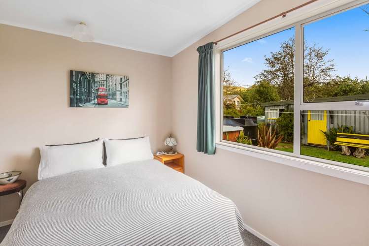 64 Leamington Street Waikaia_9