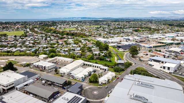 68-86 Ford Road Onekawa_4