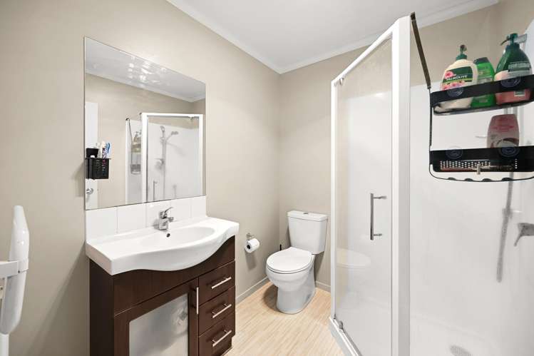 9I Denver Place Hamilton East_9