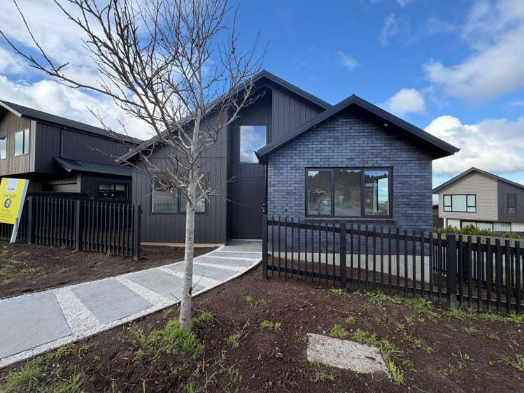 39 Kikorangi Drive Orewa_1