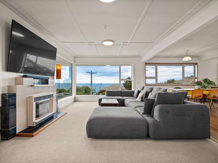 146 Easther Crescent Kew_4