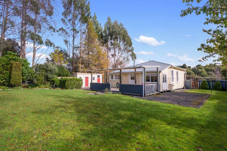 28 Station Road National Park_17