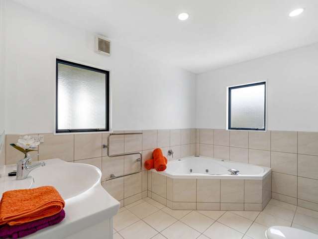 4 Hulme Place Owhata_2