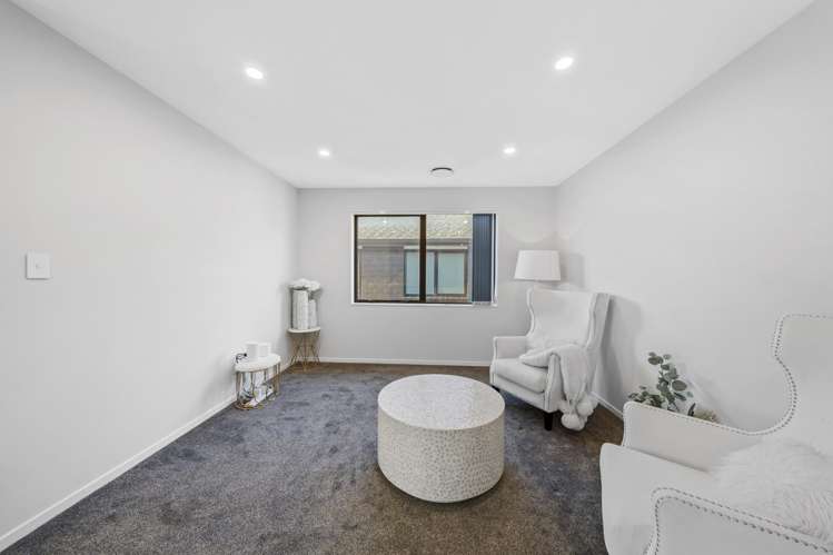 13 Downpatrick Drive Flat Bush_10