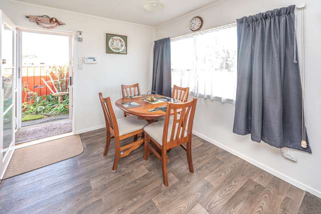 9a Avon Place Springvale_4