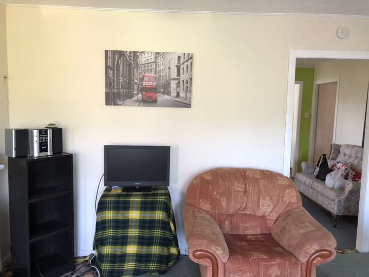 63 North Street Mokau_11