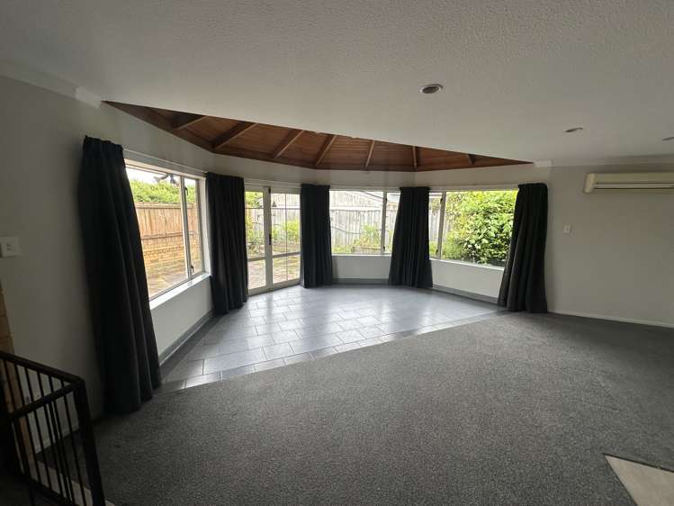 2/59a Rudds Road Linwood_4