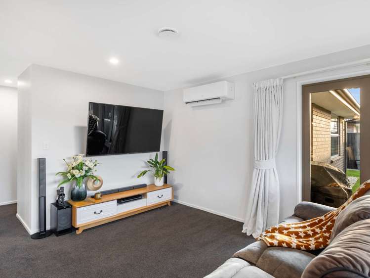 56 Stud Road Yaldhurst_10