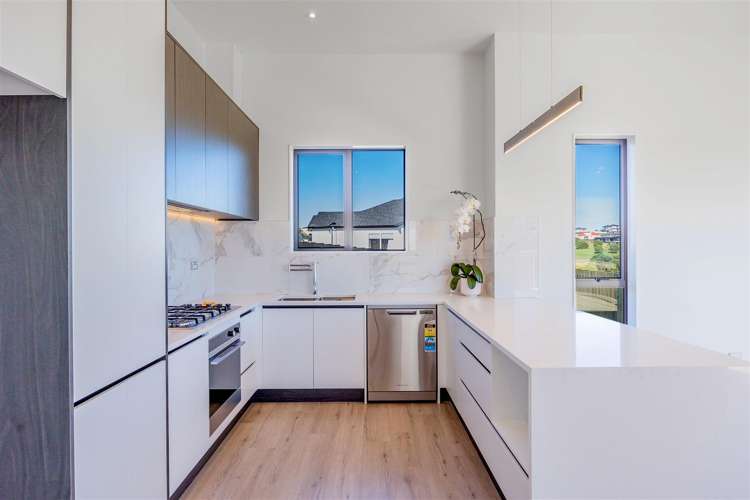 6 Ta Moko Drive Gulf Harbour_9