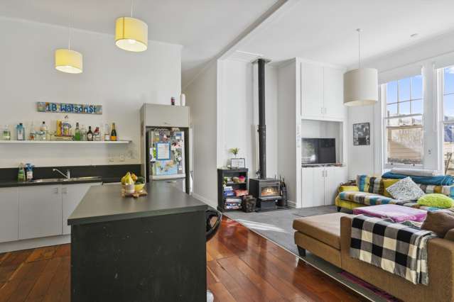 31 & 31A Scarborough Terrace Mount Victoria_4