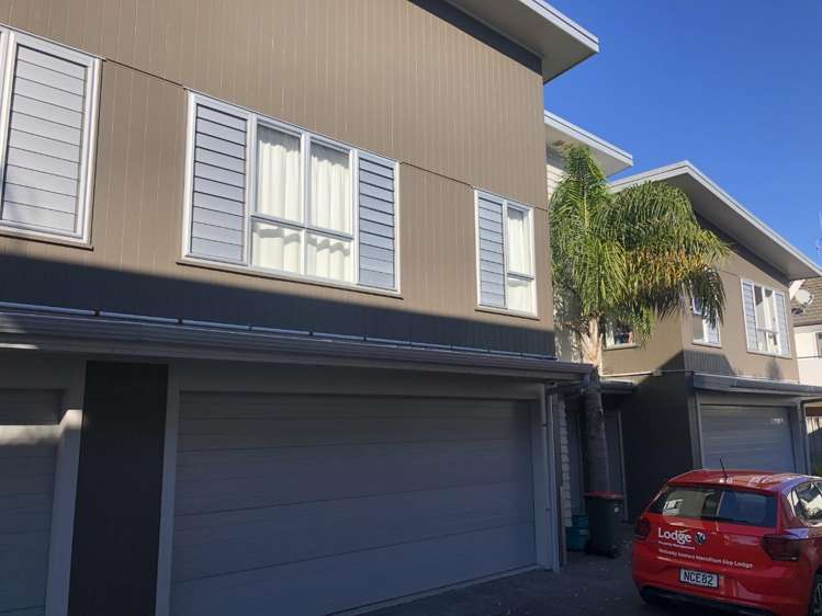 3/1 Charlemont Street 3295_0