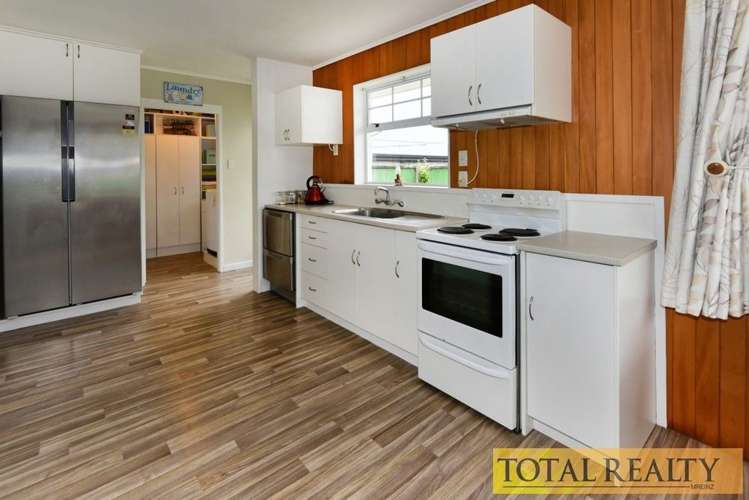 8 Dunstan Crescent Hornby_8