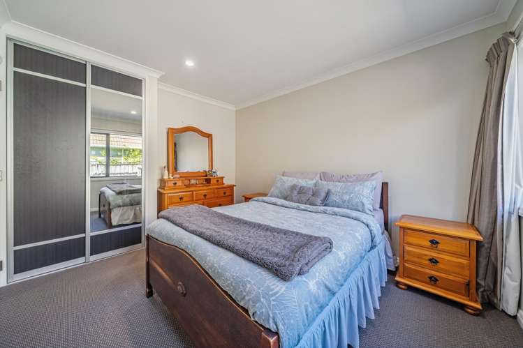 8 Benzie Avenue Wallaceville_27