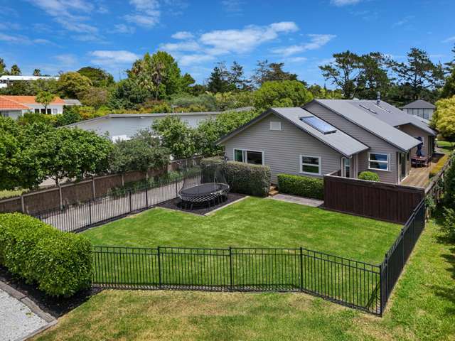 51 Churchouse Road Greenhithe_2