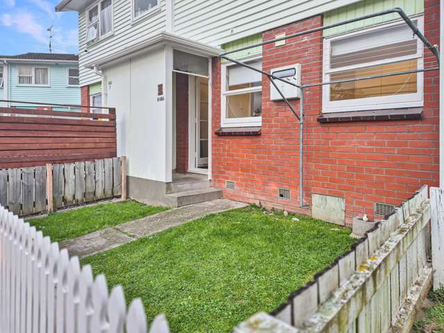 6/48 Merton Street Trentham_1