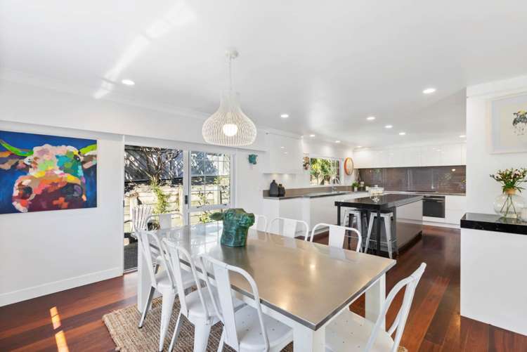 67 Esther Place Red Beach_8