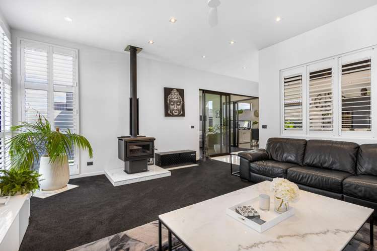 1 Moraine Street Lincoln_10