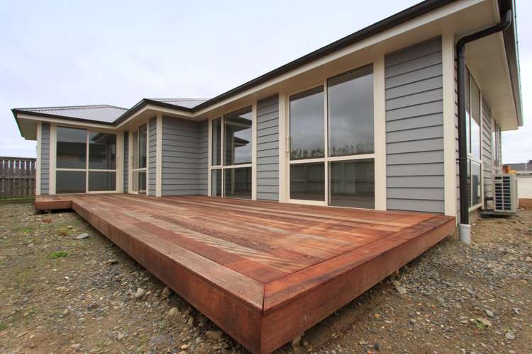 331 North Road Waikiwi_1