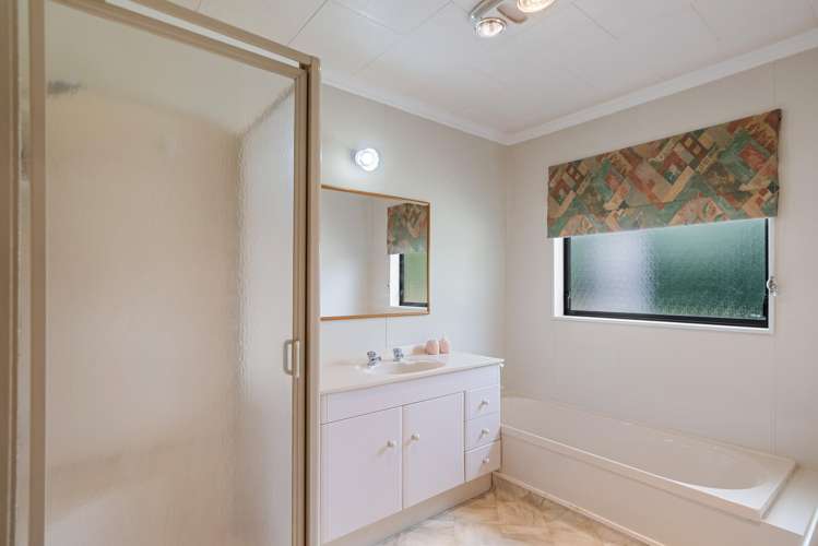 32 Railway Terrace Ohau_13
