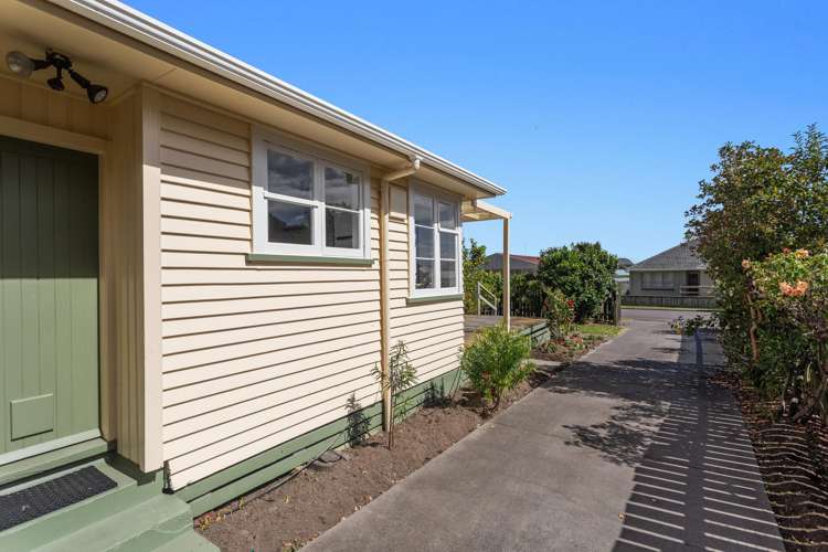 11 Harvey Street Whakatane_13