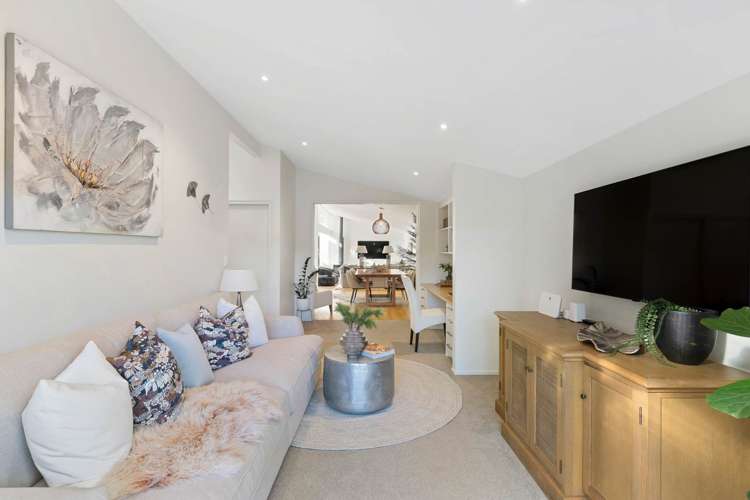 11 Janet Street Sunnyhills_33