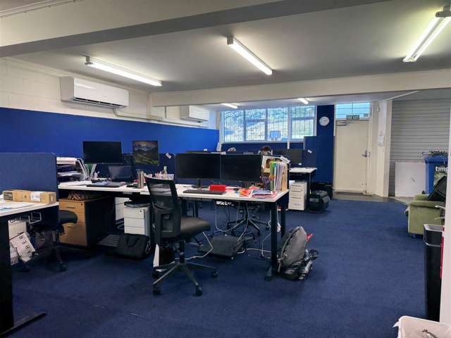 5 Lyttelton Avenue Porirua_2