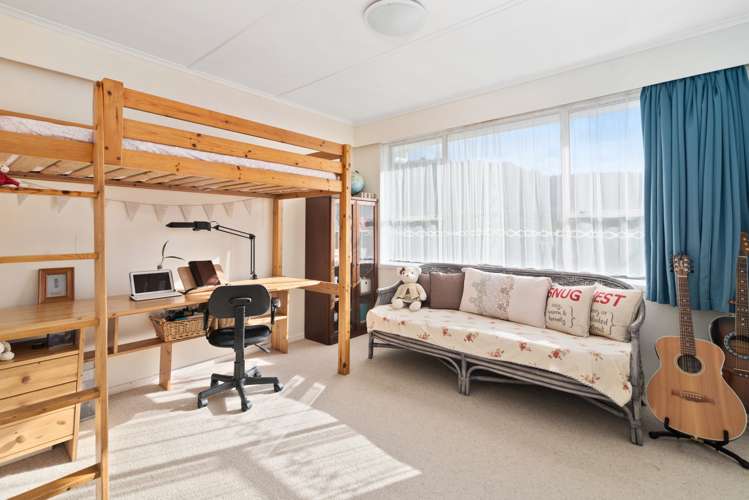 28 Fenruss Street Fairy Springs_8