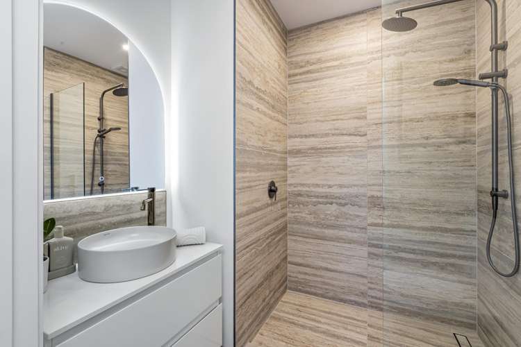 2/26 Salem Place Torbay_15