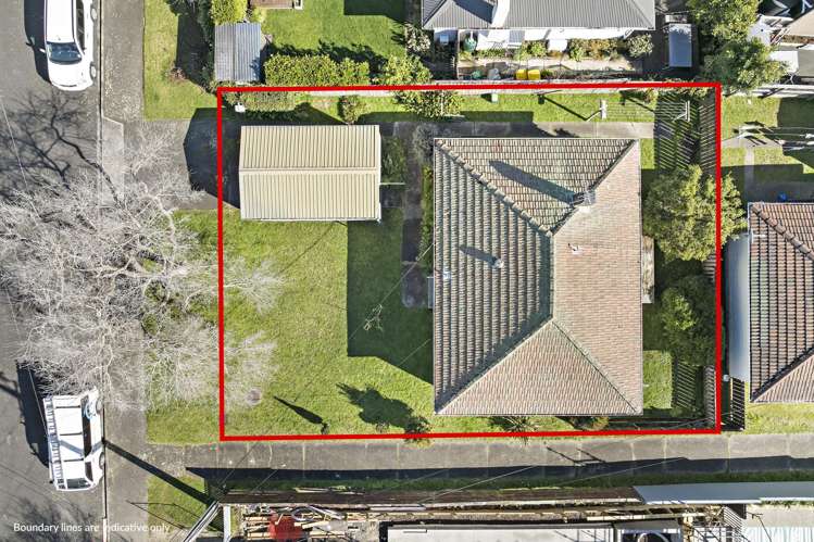 24 Empire Road Devonport_11