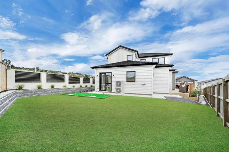 17 Ballyalton Crescent Flat Bush_34