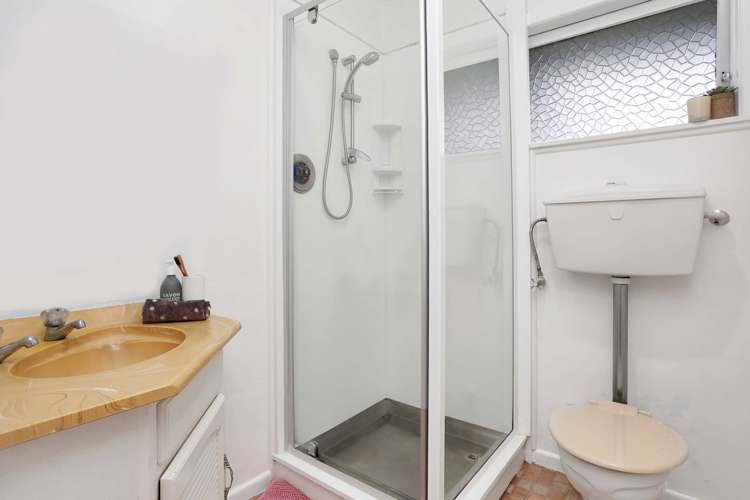 2/1 Ngaio Street Takapuna_6