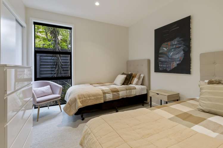 31 Falconer Rise Jacks Point_23