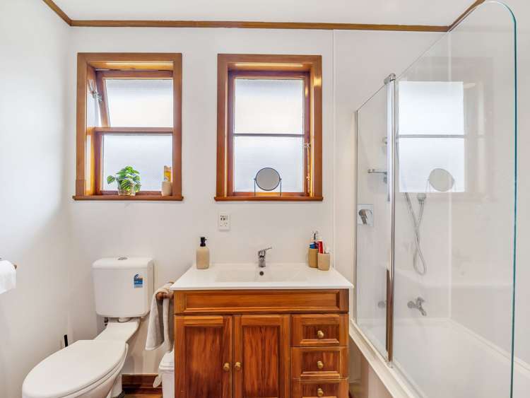 9 Mokau Place Terrace End_17