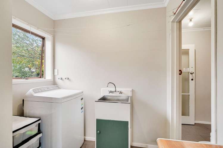 124 Maeroa Road Forest Lake_9