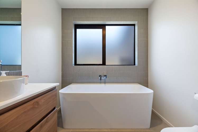 6 Lincoln Road Jacks Point_16